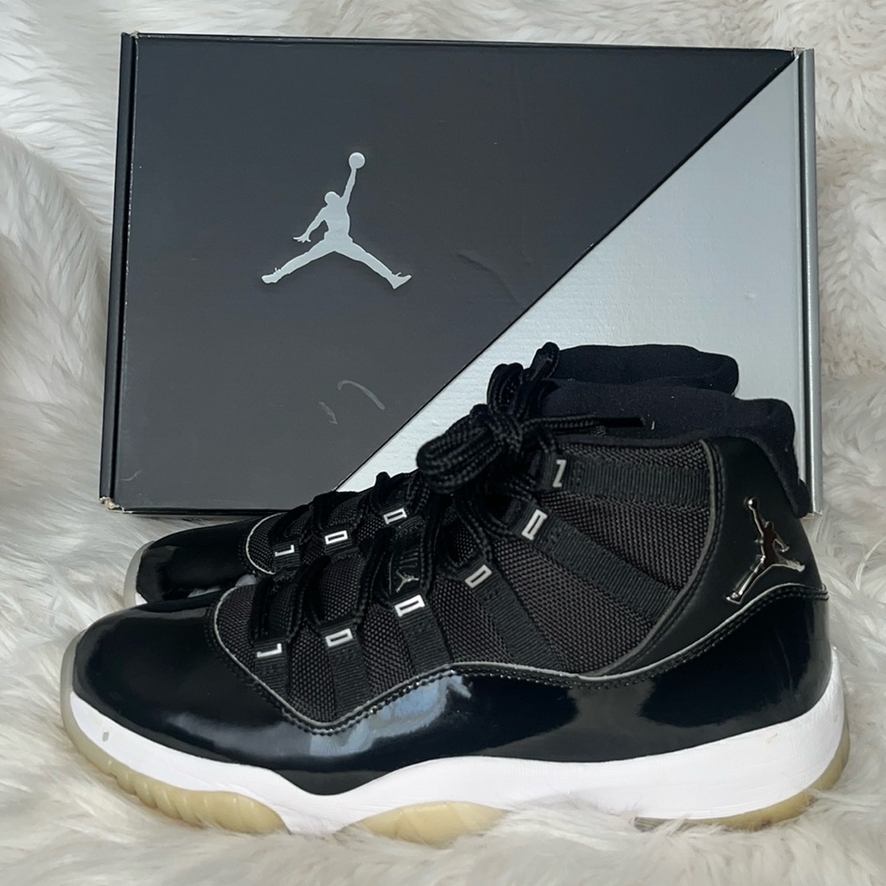 AIR JORDAN 11 RETRO 🖤🤍